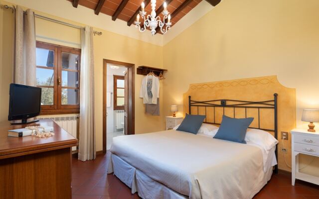 Renovated Farmhouse Near Florence