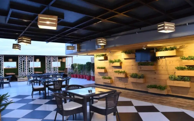 Hotel Shyam Paradise