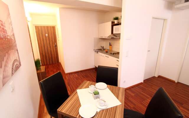 Royal Living Apartments