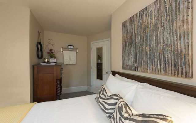 Rehoboth Guest House - Adults only