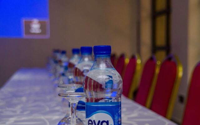 Wyndham Garden Lancaster CA