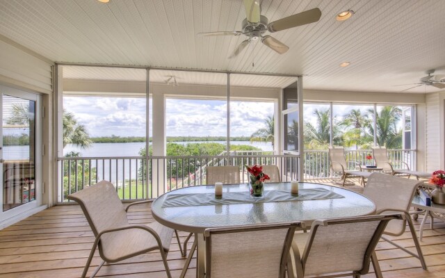 The White Ibis 5 Bedroom Home