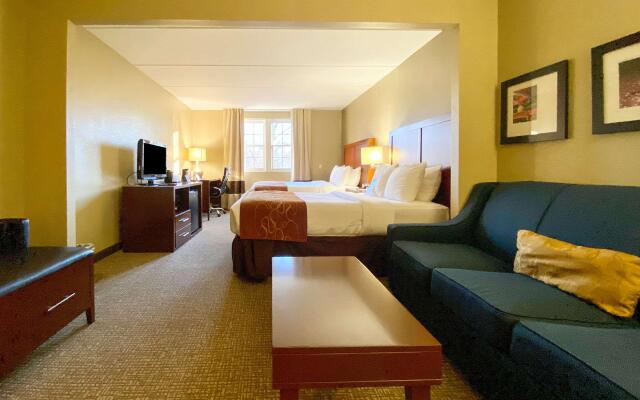 Comfort Suites Near Casinos Norwich-Uncasville CT