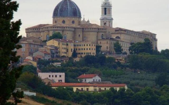Apartment Viale Colle dell'Infinito