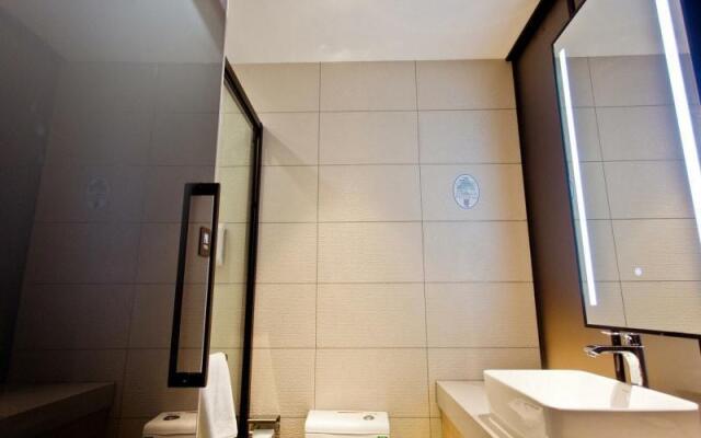 Greentree Inn Fuyang Linquan Magic Capital Busines