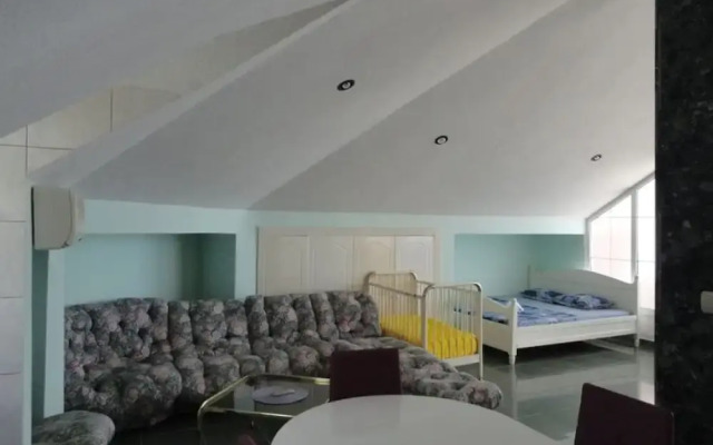 Petrovac Villa With Pool