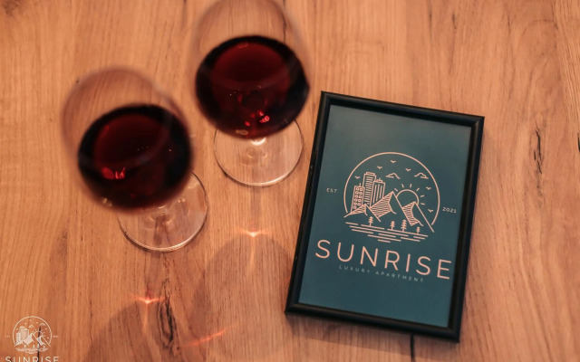 Sunrise Luxury Apartment