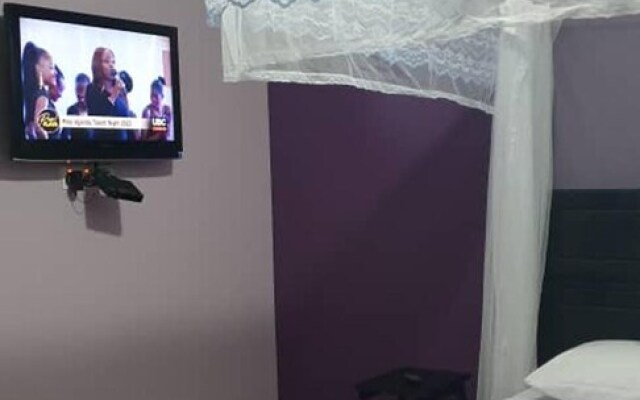 Kinene Residence Motel - Garuga Road, Entebbe