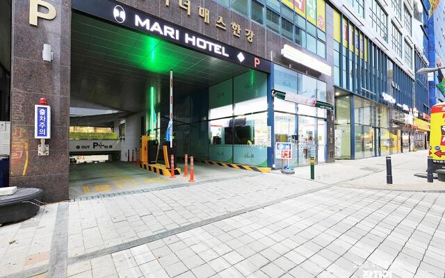 Mari Hotel