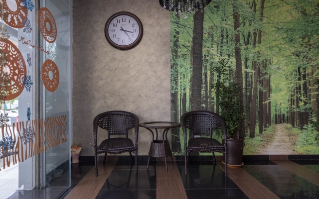 OYO 614 D'PINETREES Hotel