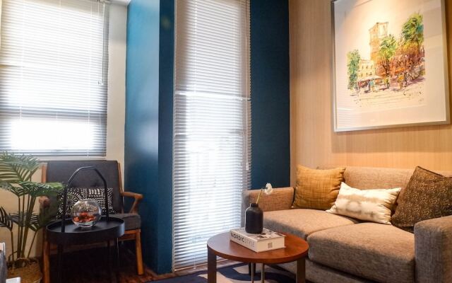 Exquisite 1Br Apartment At Puri Mas