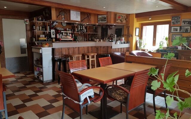 Hôtel Restaurant Le Lassus