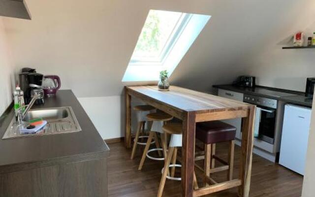 Moderne Wohnung im Grünen