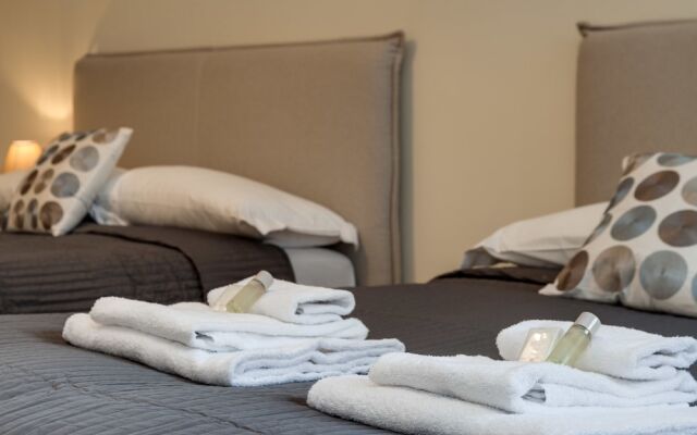 Travel & Stay - Sistina