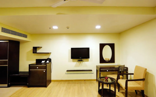 OYO 522 Hotel The Platinum