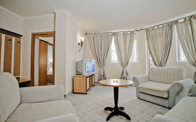 Atrium Beach Hotel & Aqua Park - All Inclusive