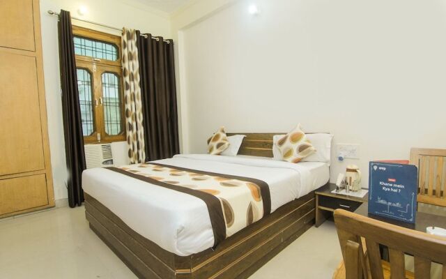 OYO 9317 Hotel Indiana