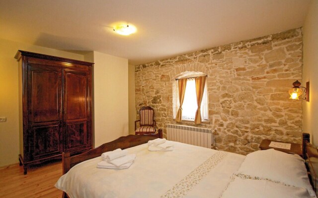 Beautiful Home in Krnica With Wifi and 2 Bedrooms