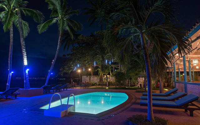 Blu' Beach Bungalows