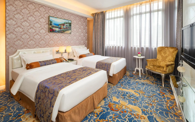 Metropole Hotel
