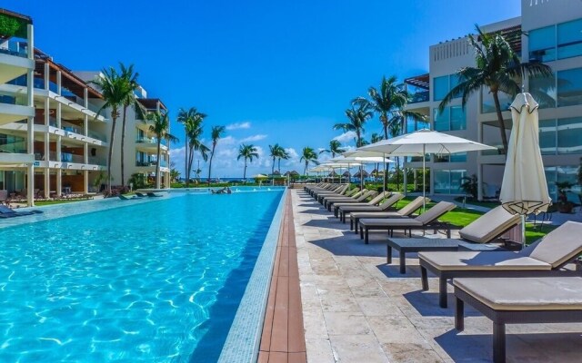 Elements Garden House 10 2 Bedroom Condo by Redawning