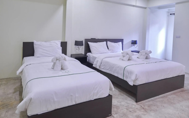 Manyi Boutique House