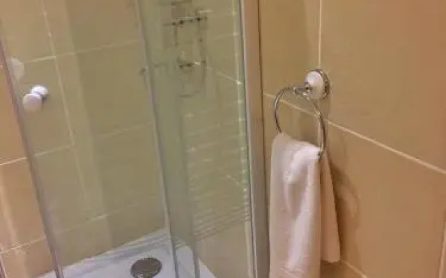 Camelot Seafront Hotel