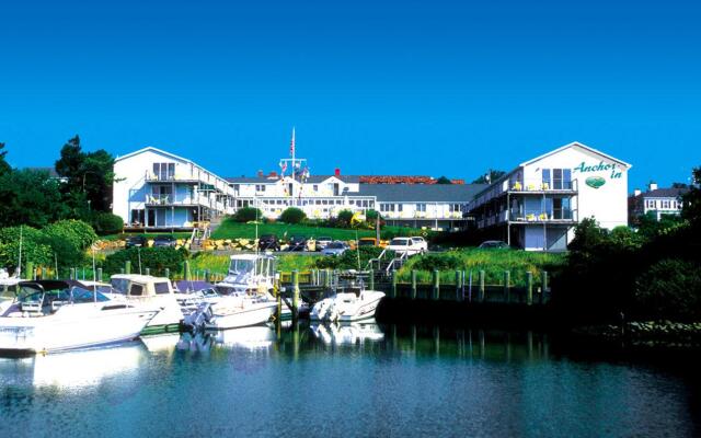 Anchor In Distinctive Waterfront Lodging