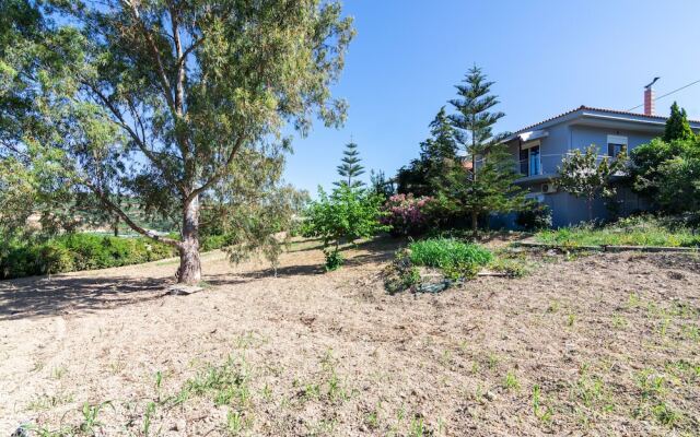 Crete Idyllic 1Bd Apt with Patio Garden
