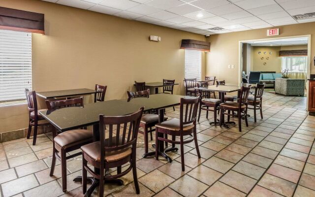 Spark by Hilton Wytheville East Main Street