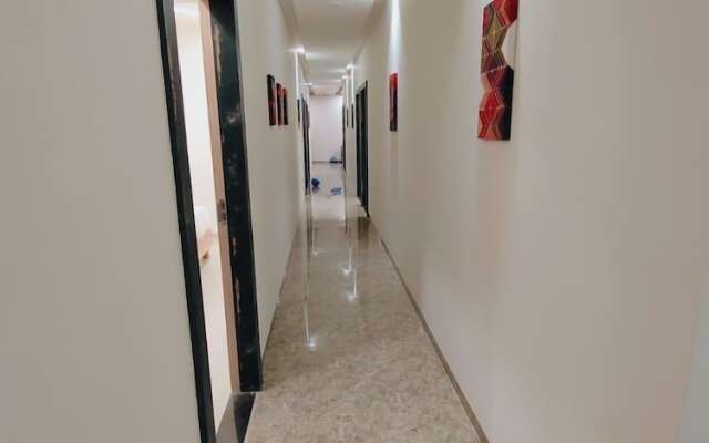 Oyo 3243 Hotel Aditya Gir