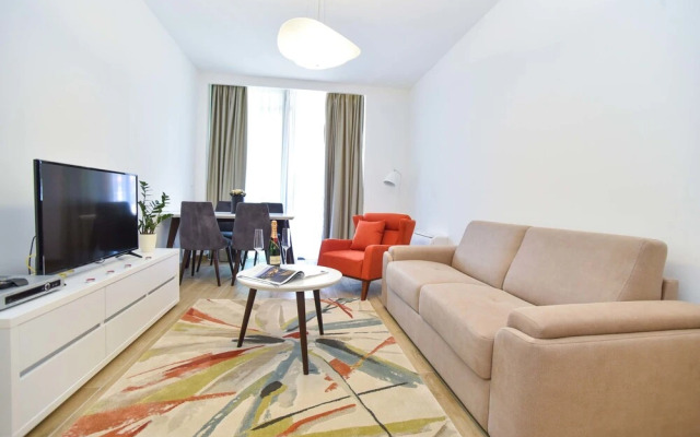 ROYAL GARDENS Apartments