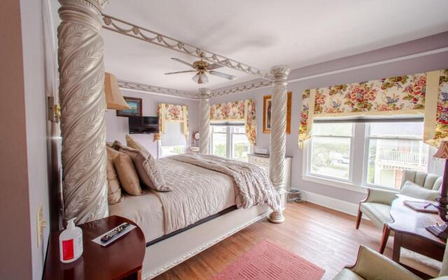Carriage Way Centennial