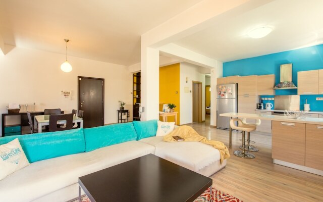 Yiolanda - 2BR - City Center