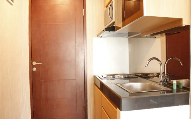 Classic 2BR Apartment At Gateway Pasteur near Exit Toll