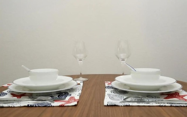 Bayhomes D' Le Roi Soleil Apartment