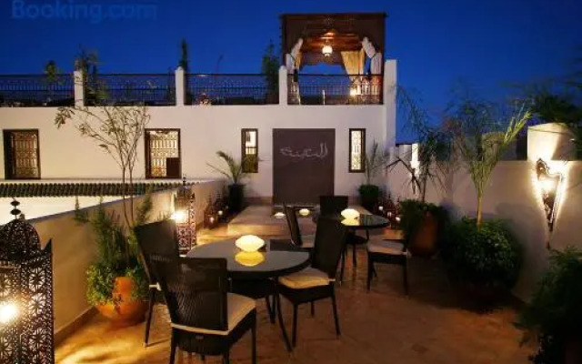 Riad Assakina
