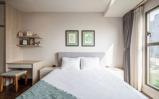Vera Apartments - Saigon Royal Residence
