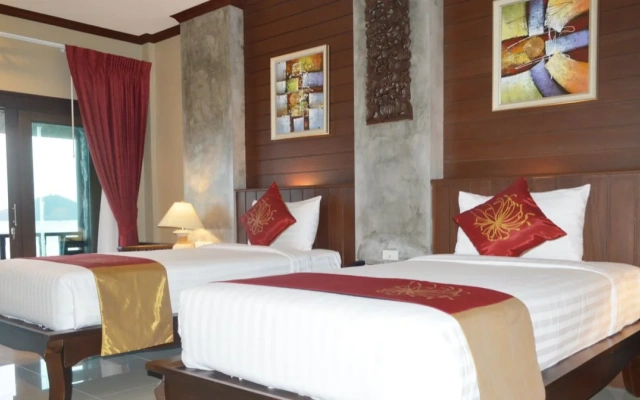 Victoria Cliff Hotel & Resort