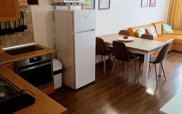 Europroperties Sirena Apartaments