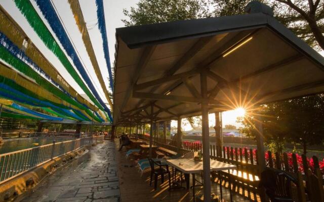 CDR Hotspring Resort