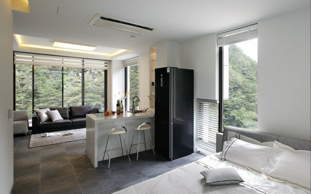 Frame House