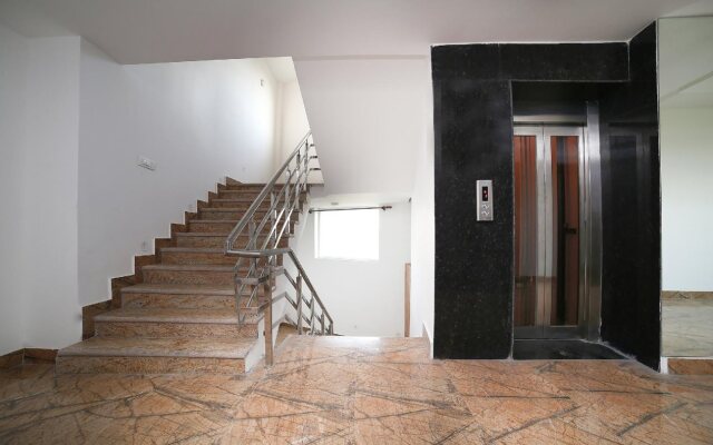 Hotel Pine By OYO Rooms