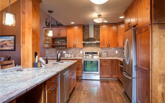 Churchill Lodge South