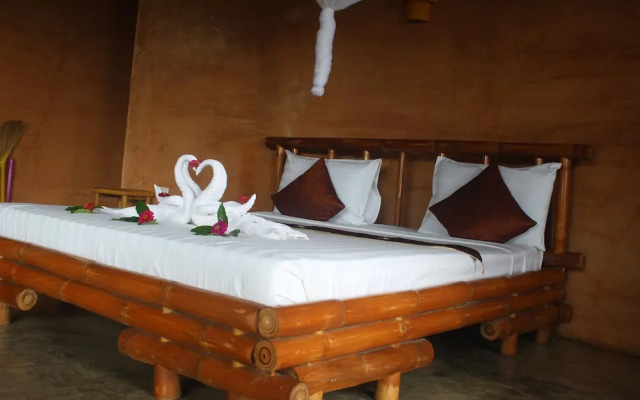 Hanchey Bamboo Resort
