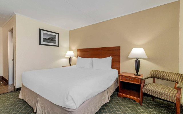 Red Roof Inn PLUS+ Washington DC - Alexandria