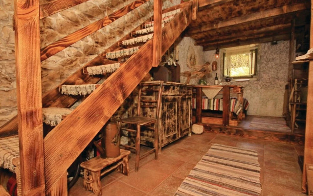 Amazing Home in Crkvice With 1 Bedrooms