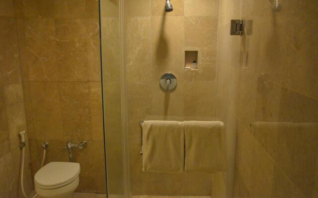 Garden Palace Hotel Surabaya