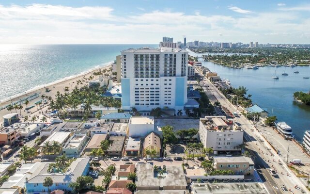 Hollywood Beach Inn
