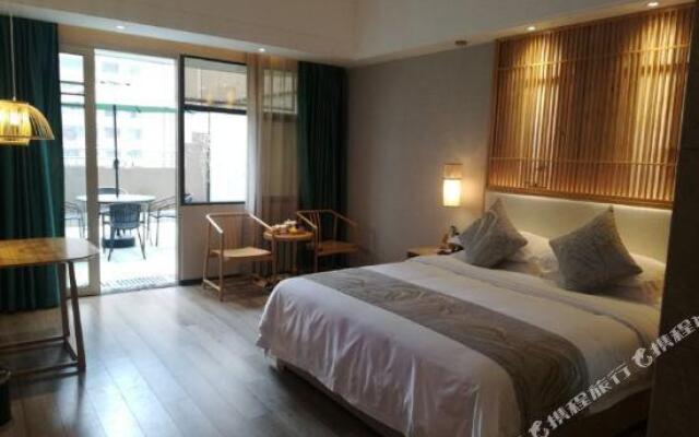 Venice International Hotel